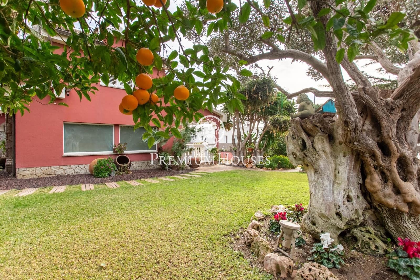 5 soveværelse Villa til salg i Alella med swimmingpool garage - € 2.200.000 (Ref: 9524547)