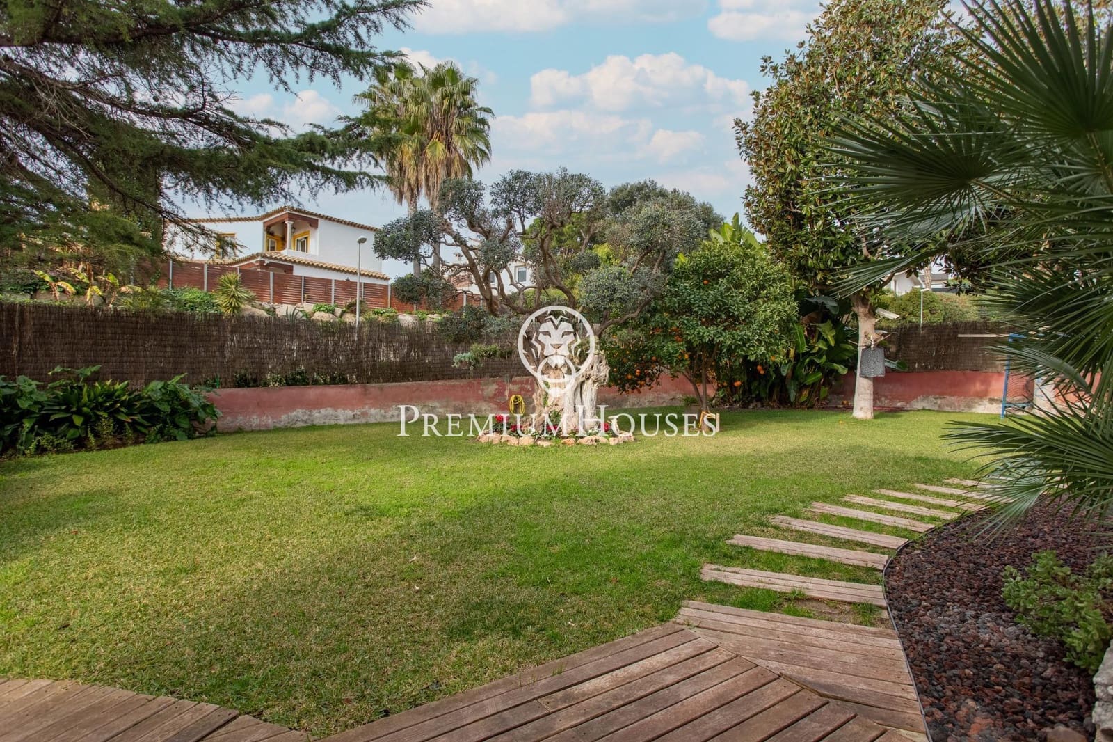 5 soveværelse Villa til salg i Alella med swimmingpool garage - € 2.200.000 (Ref: 9524547)