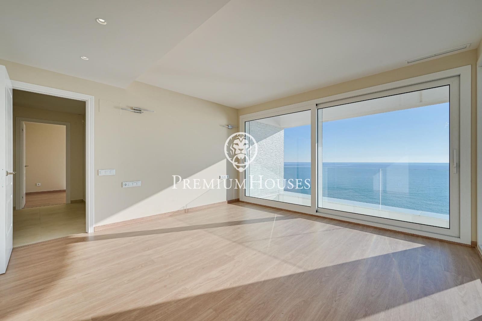 4 bedroom Villa for sale in Arenys de Mar with pool garage - € 3,000,000 (Ref: 9530519)