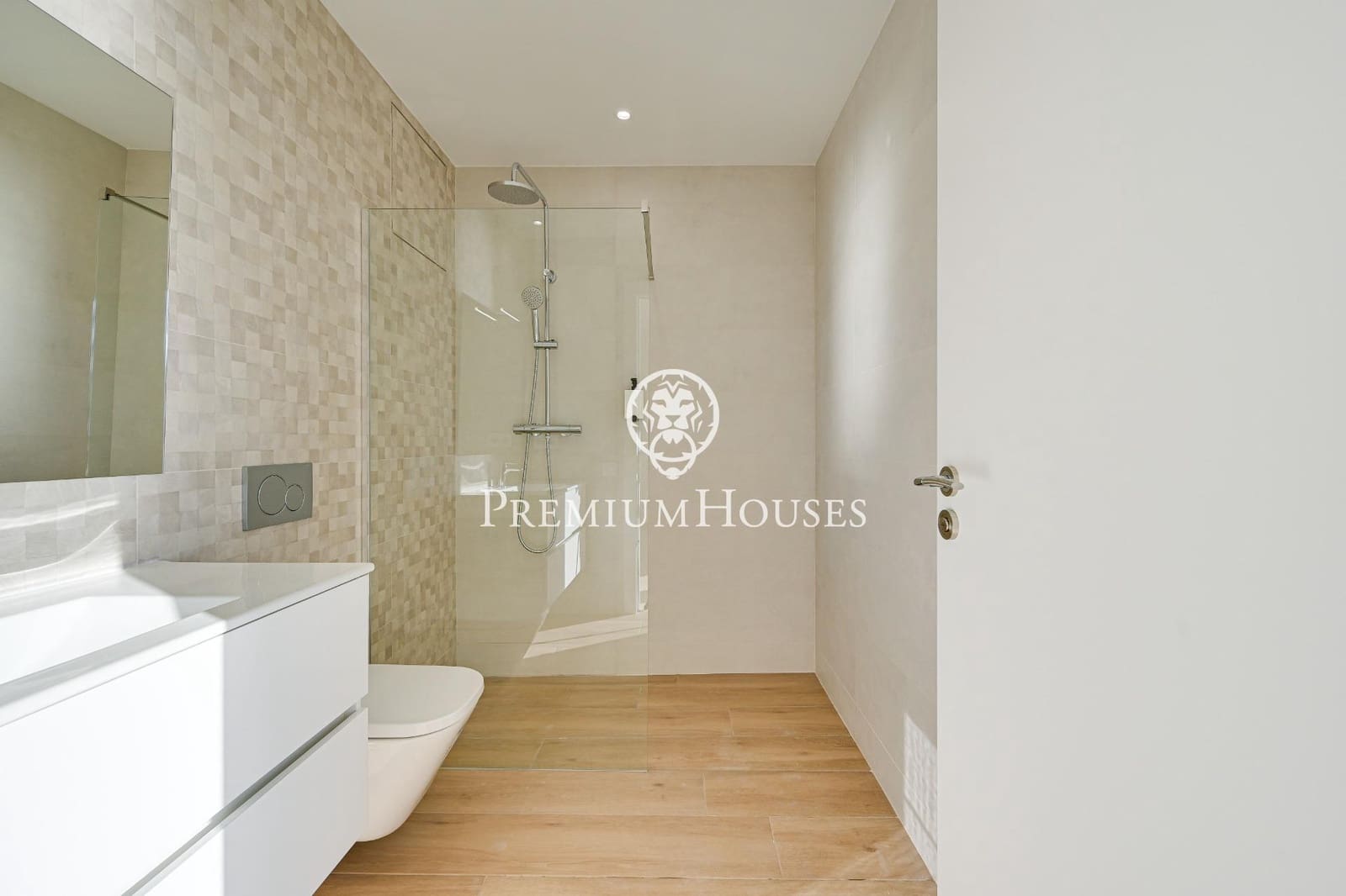 4 bedroom Villa for sale in Arenys de Mar with pool garage - € 3,000,000 (Ref: 9530519)