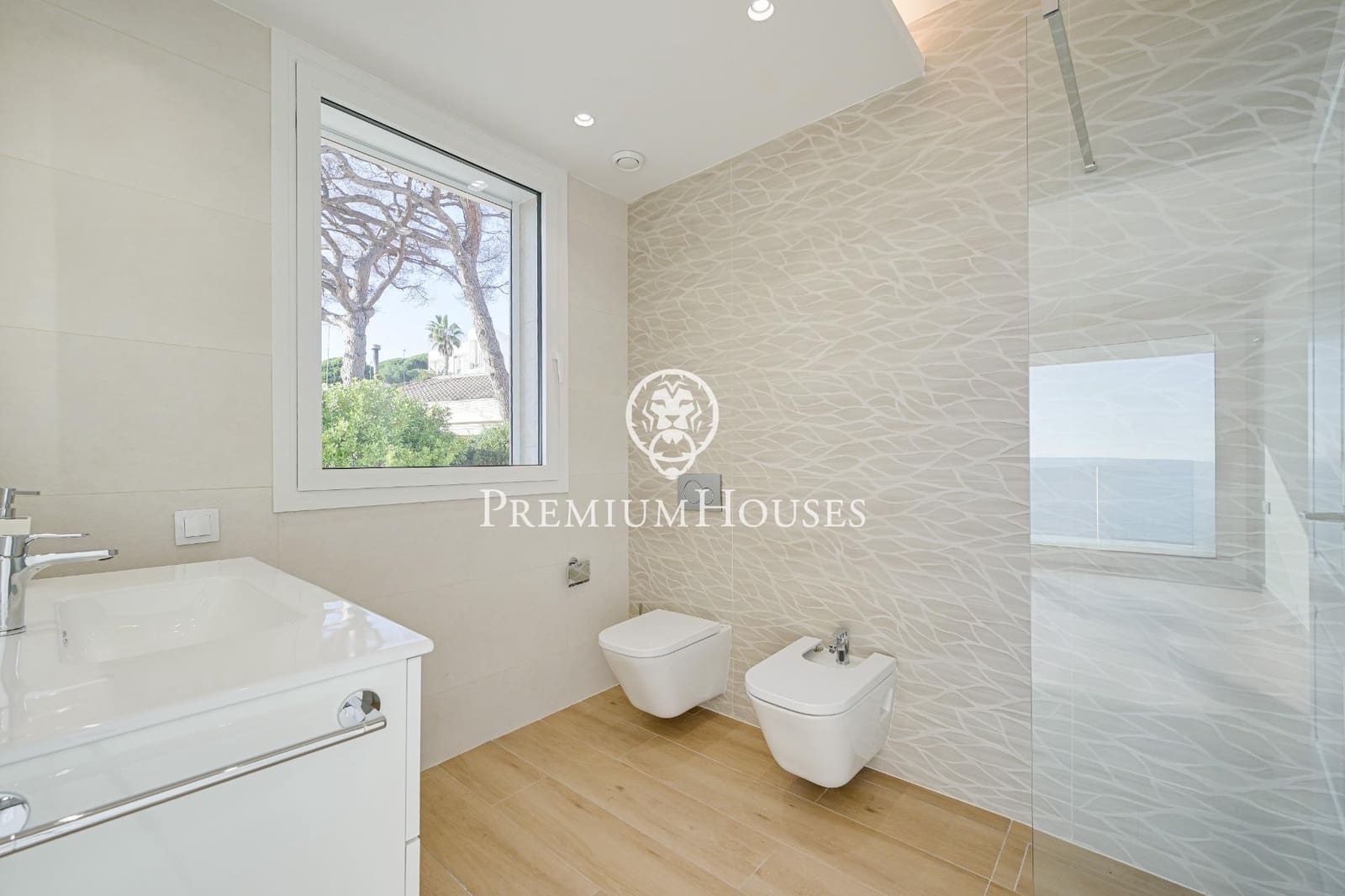 4 bedroom Villa for sale in Arenys de Mar with pool garage - € 3,000,000 (Ref: 9530519)