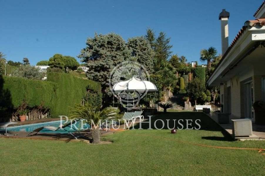 6 soverom Villa til salgs i Alella med svømmebasseng garasje - € 2 000 000 (Ref: 9530520)