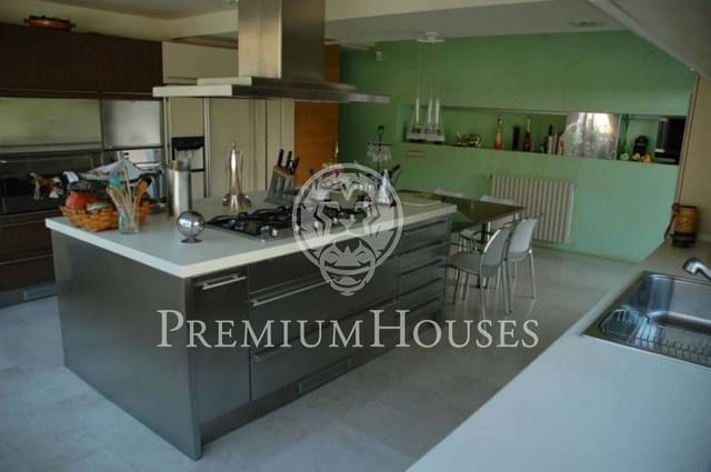 6 soverom Villa til salgs i Alella med svømmebasseng garasje - € 2 000 000 (Ref: 9530520)