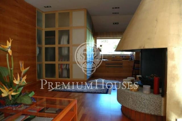 6 soverom Villa til salgs i Alella med svømmebasseng garasje - € 2 000 000 (Ref: 9530520)