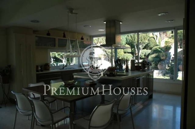 6 soverom Villa til salgs i Alella med svømmebasseng garasje - € 2 000 000 (Ref: 9530520)