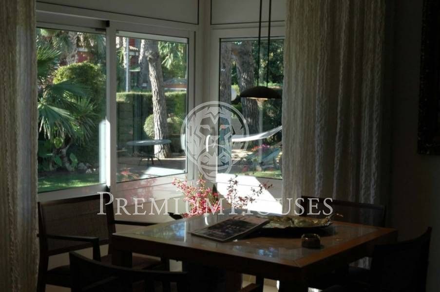 6 soverom Villa til salgs i Alella med svømmebasseng garasje - € 2 000 000 (Ref: 9530520)