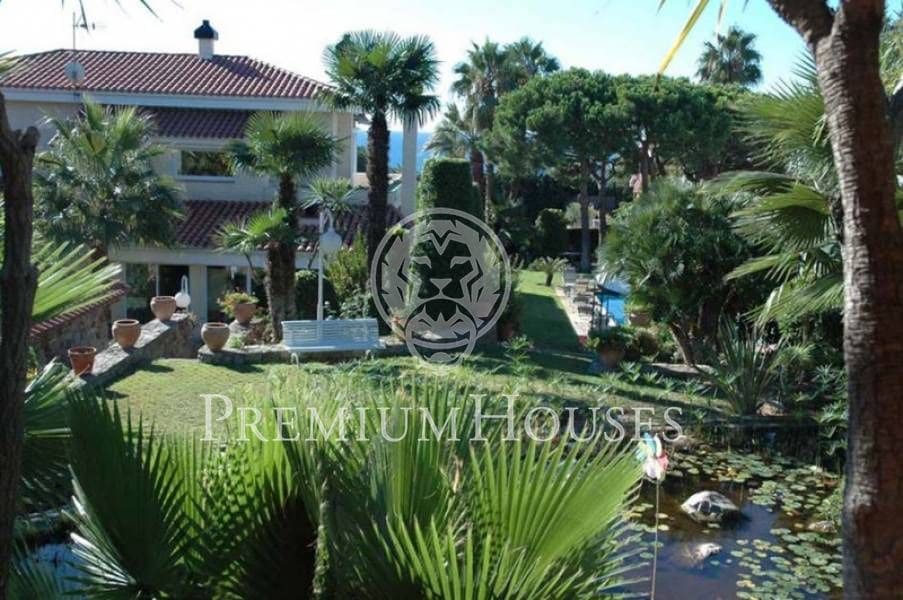 6 soverom Villa til salgs i Alella med svømmebasseng garasje - € 2 000 000 (Ref: 9530520)