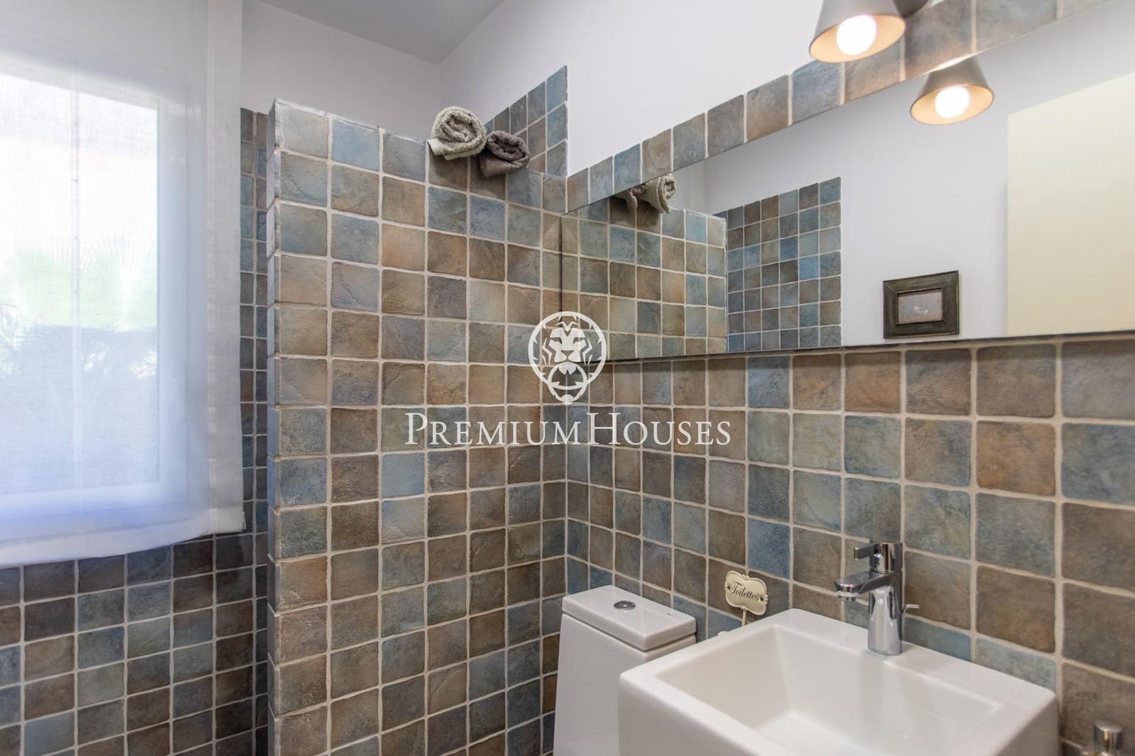 4 soveværelse Villa til salg i Sant Vicenc de Montalt med swimmingpool garage - € 1.290.000 (Ref: 9582933)