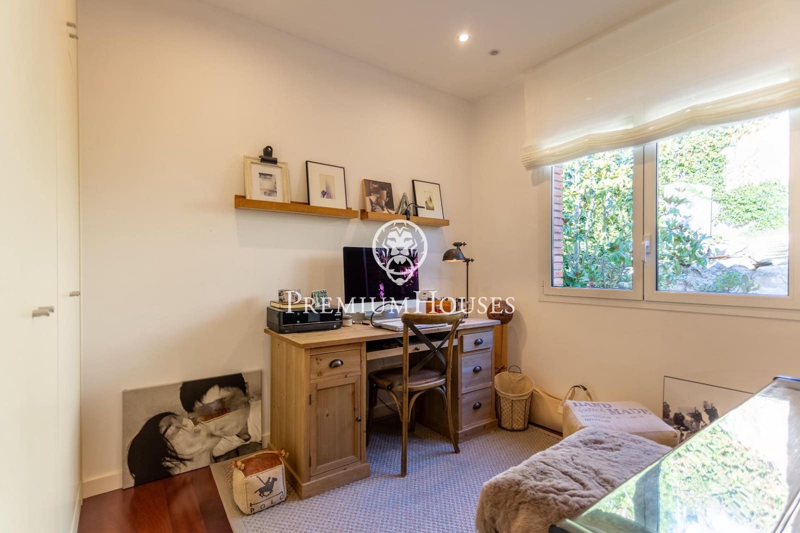 4 soveværelse Villa til salg i Sant Vicenc de Montalt med swimmingpool garage - € 1.290.000 (Ref: 9582933)