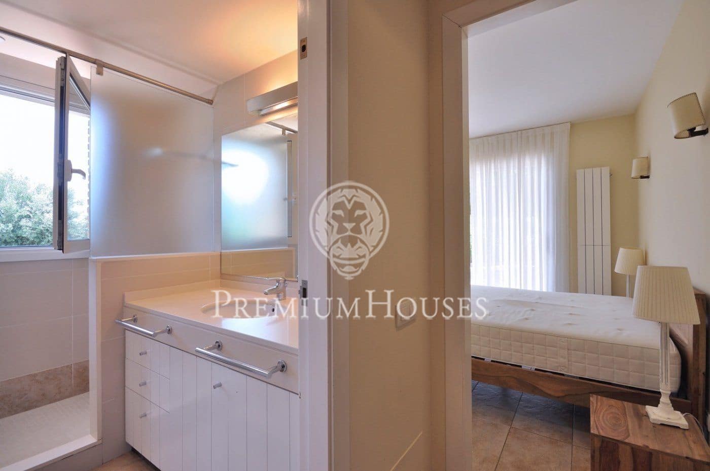 3 bedroom Villa for rent in Sant Andreu de Llavaneres with pool garage - € 3,500 (Ref: 9591263)