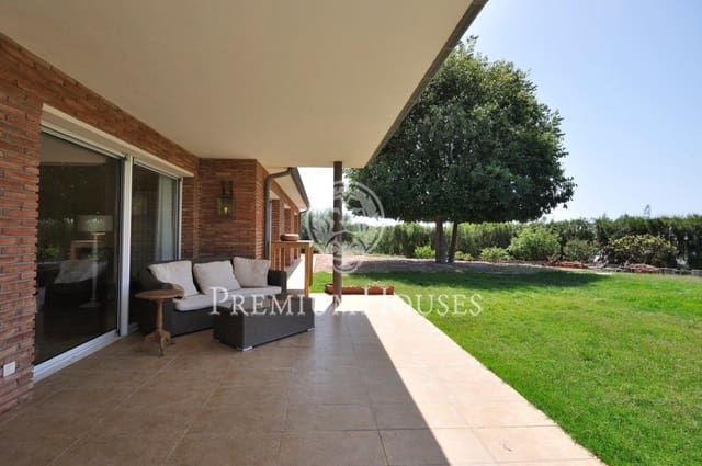 3 slaapkamer Villa te huur in Sant Andreu de Llavaneres met zwembad garage - € 3.500 (Ref: 9591263)