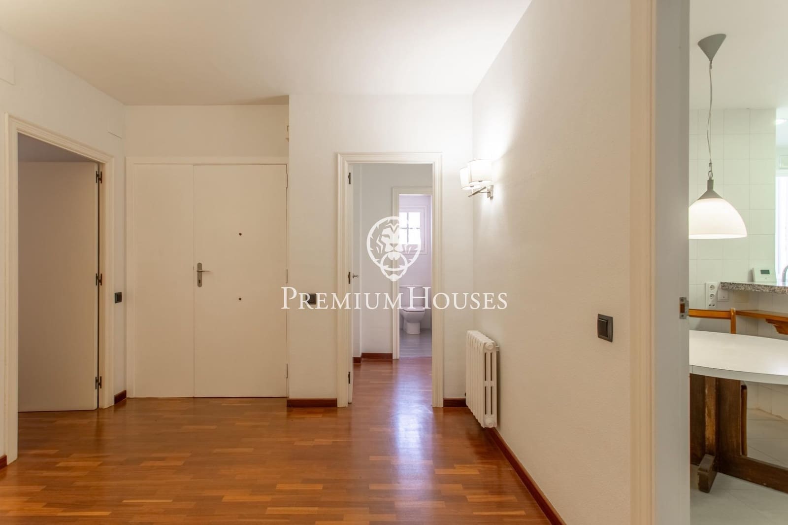 4 bedroom Apartment for rent in Sant Andreu de Llavaneres with pool - € 3,100 (Ref: 9596125)