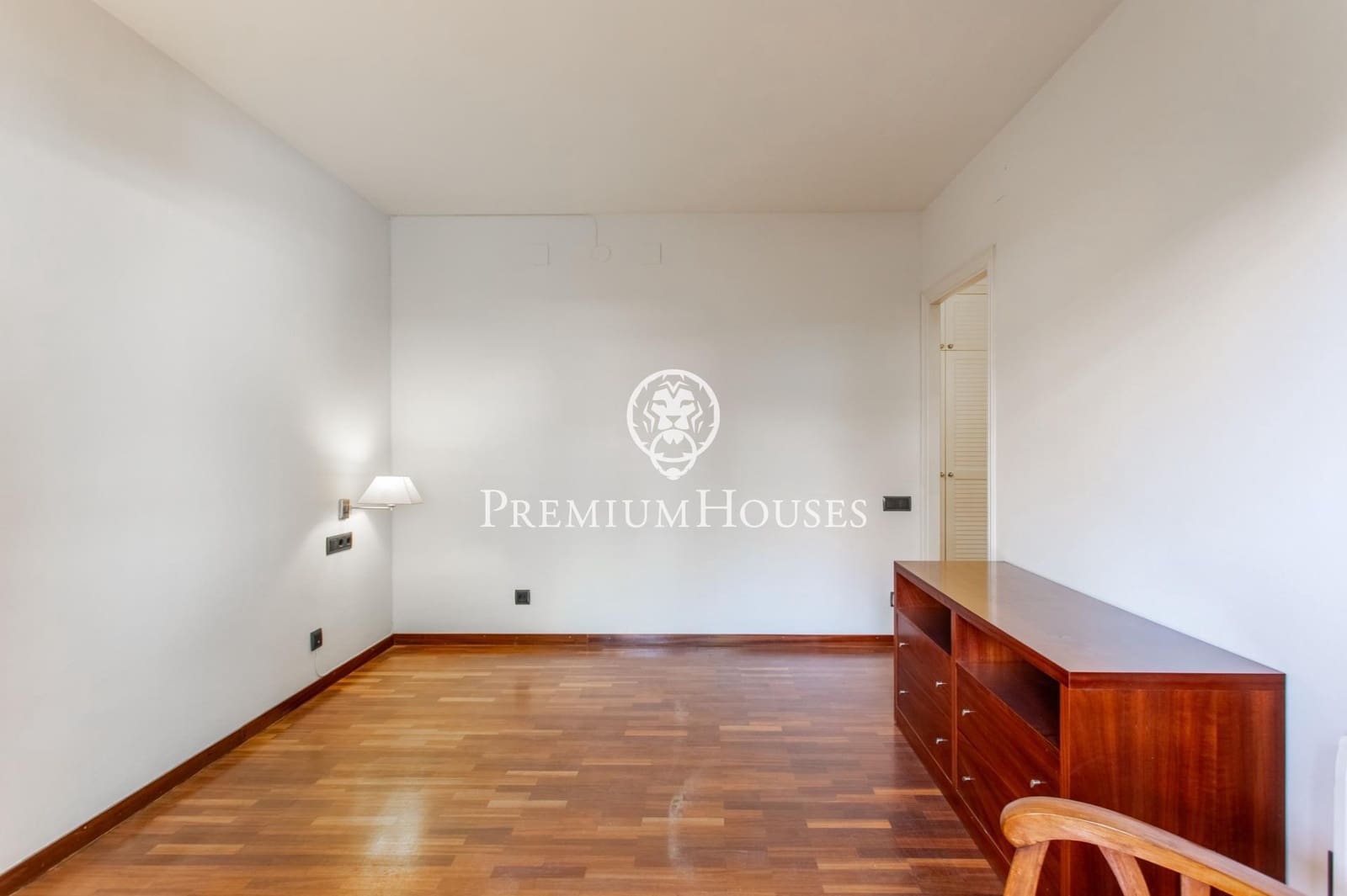 4 bedroom Apartment for rent in Sant Andreu de Llavaneres with pool - € 3,100 (Ref: 9596125)