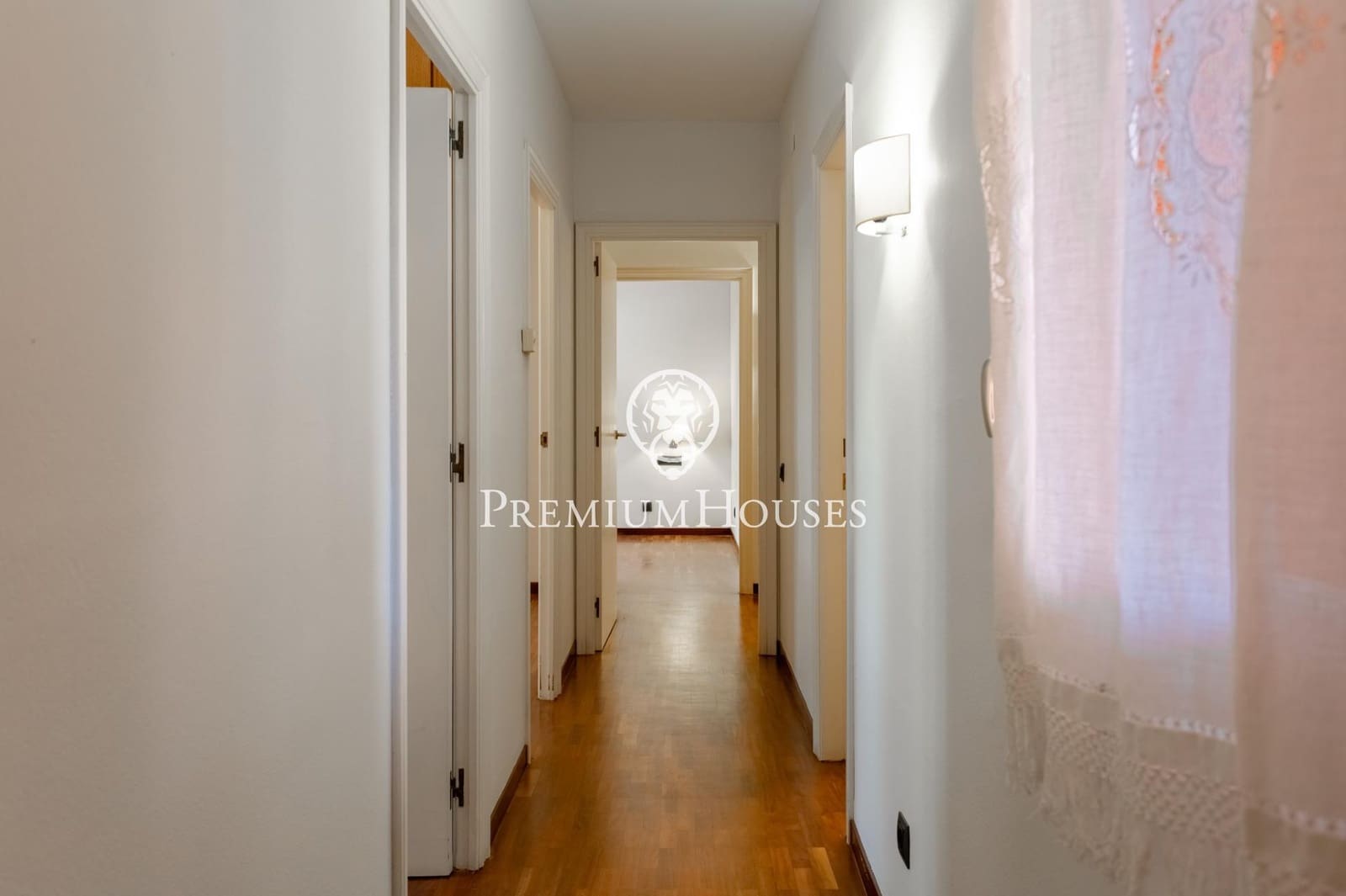 4 bedroom Apartment for rent in Sant Andreu de Llavaneres with pool - € 3,100 (Ref: 9596125)