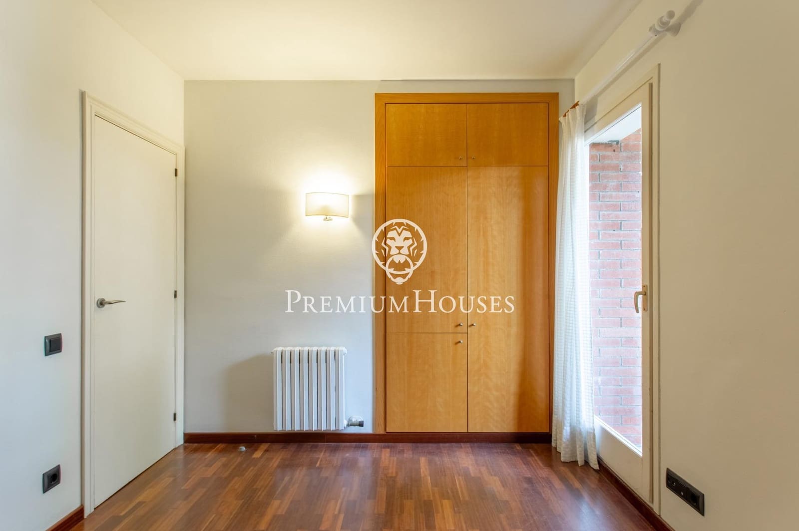 4 bedroom Apartment for rent in Sant Andreu de Llavaneres with pool - € 3,100 (Ref: 9596125)