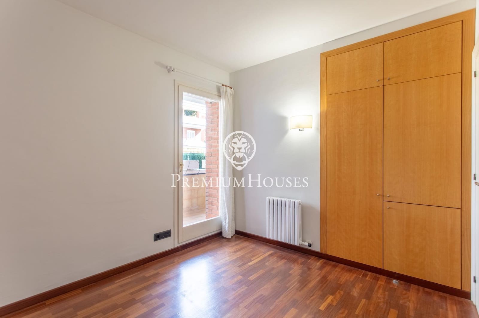 4 bedroom Apartment for rent in Sant Andreu de Llavaneres with pool - € 3,100 (Ref: 9596125)