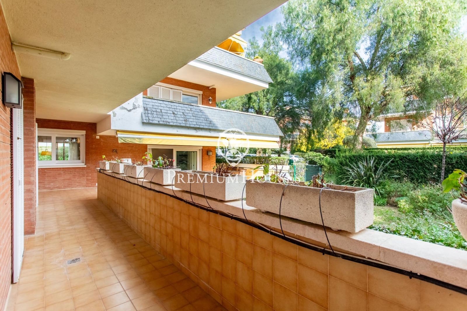 4 bedroom Apartment for rent in Sant Andreu de Llavaneres with pool - € 3,100 (Ref: 9596125)