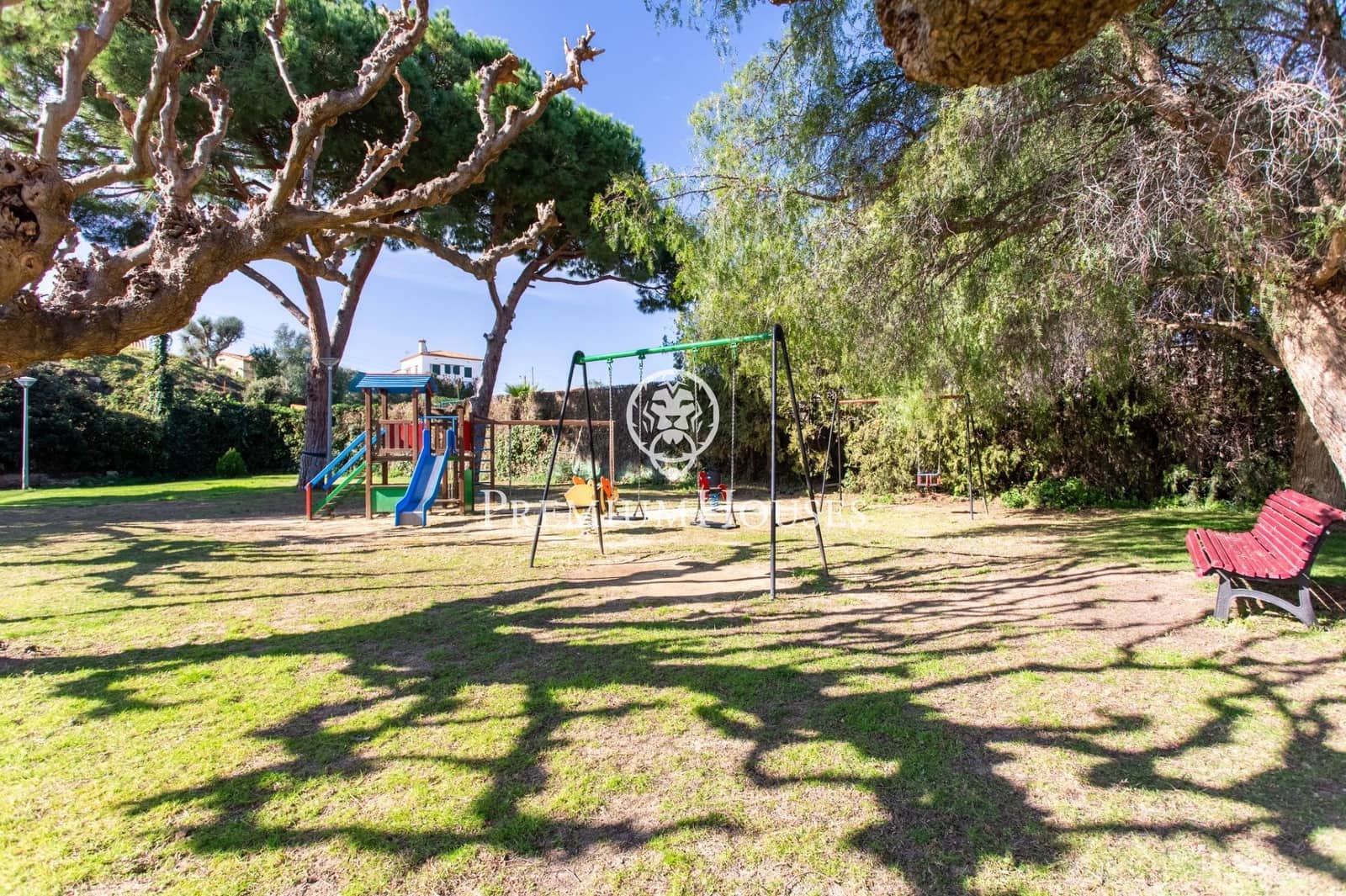 4 bedroom Apartment for rent in Sant Andreu de Llavaneres with pool - € 3,100 (Ref: 9596125)