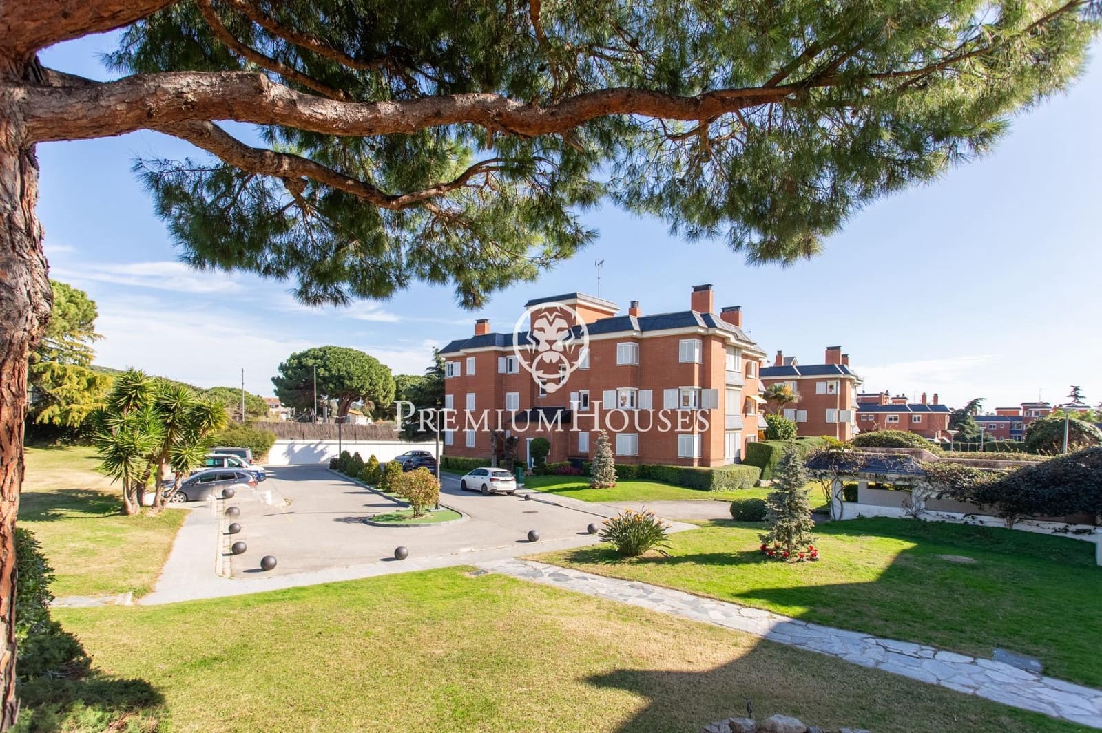 4 bedroom Apartment for rent in Sant Andreu de Llavaneres with pool - € 3,100 (Ref: 9596125)