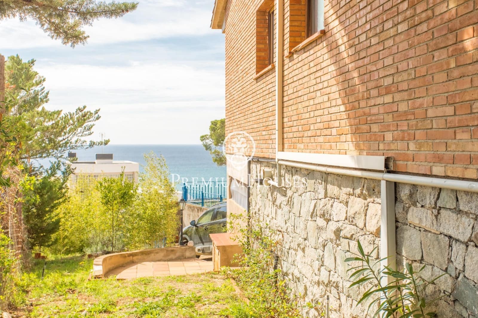 Chalet de 4 habitaciones en Arenys de Mar en venta con garaje - 815.000 € (Ref: 9599527)