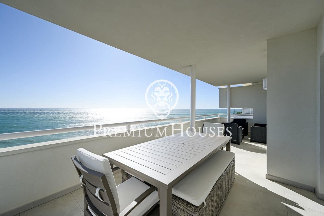 6 soverom Villa til salgs i Canet de Mar med svømmebasseng garasje - € 1 200 000 (Ref: 9599528)