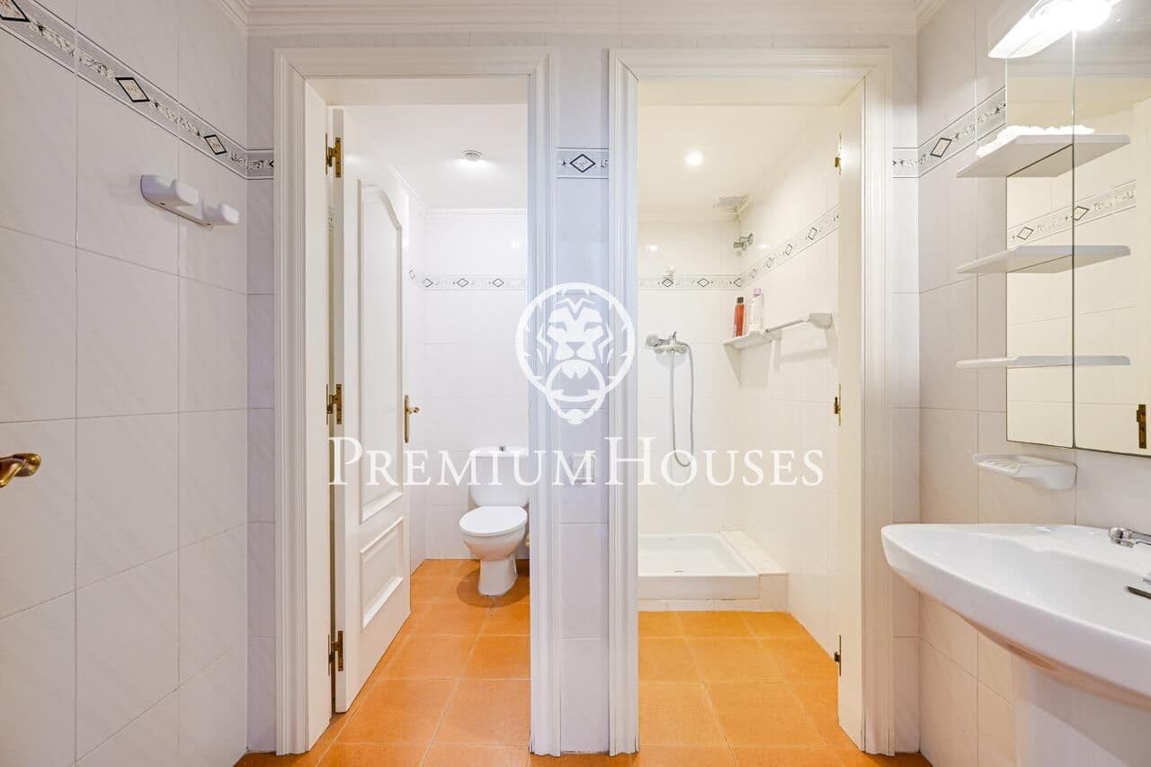 6 soverom Villa til salgs i Canet de Mar med svømmebasseng garasje - € 1 200 000 (Ref: 9599528)