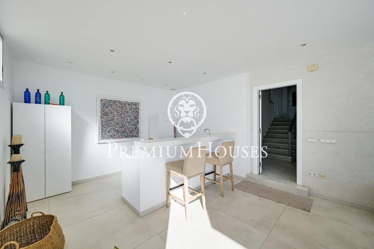 6 soverom Villa til salgs i Canet de Mar med svømmebasseng garasje - € 1 200 000 (Ref: 9599528)