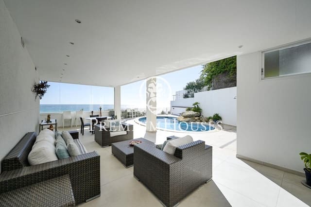 6 soverom Villa til salgs i Canet de Mar med svømmebasseng garasje - € 1 200 000 (Ref: 9599528)