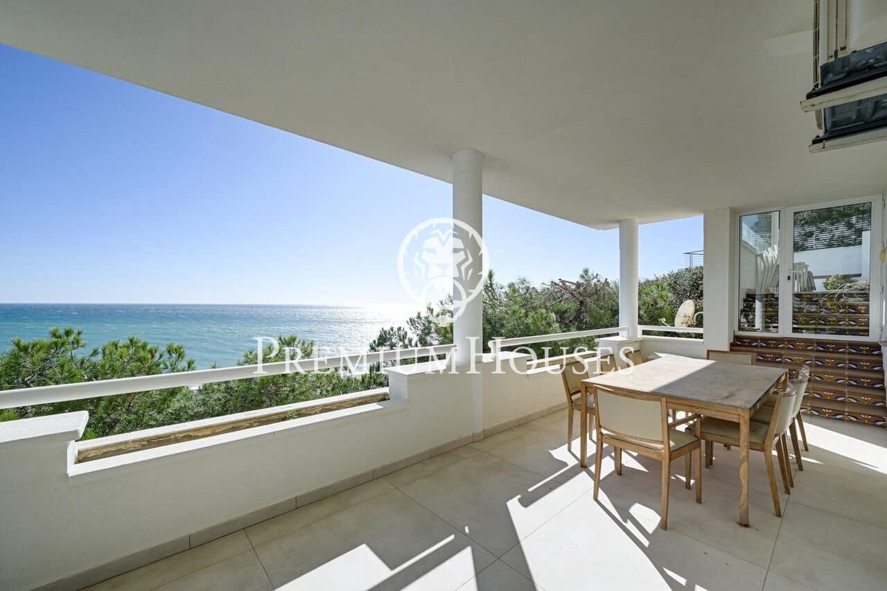 6 soverom Villa til salgs i Canet de Mar med svømmebasseng garasje - € 1 200 000 (Ref: 9599528)