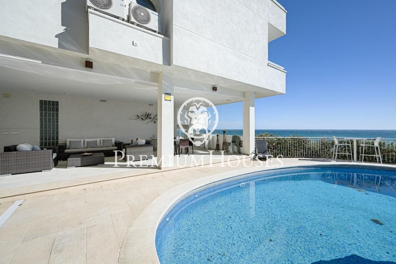 6 soverom Villa til salgs i Canet de Mar med svømmebasseng garasje - € 1 200 000 (Ref: 9599528)