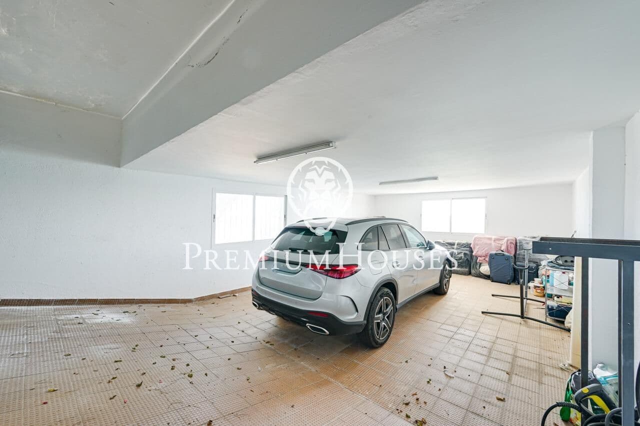 6 soverom Villa til salgs i Canet de Mar med svømmebasseng garasje - € 1 200 000 (Ref: 9599528)