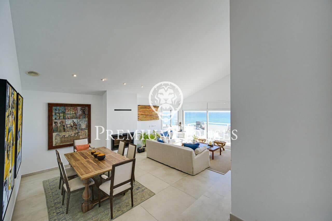 6 bedroom Villa for sale in Canet de Mar with pool garage - € 1,200,000 (Ref: 9599528)