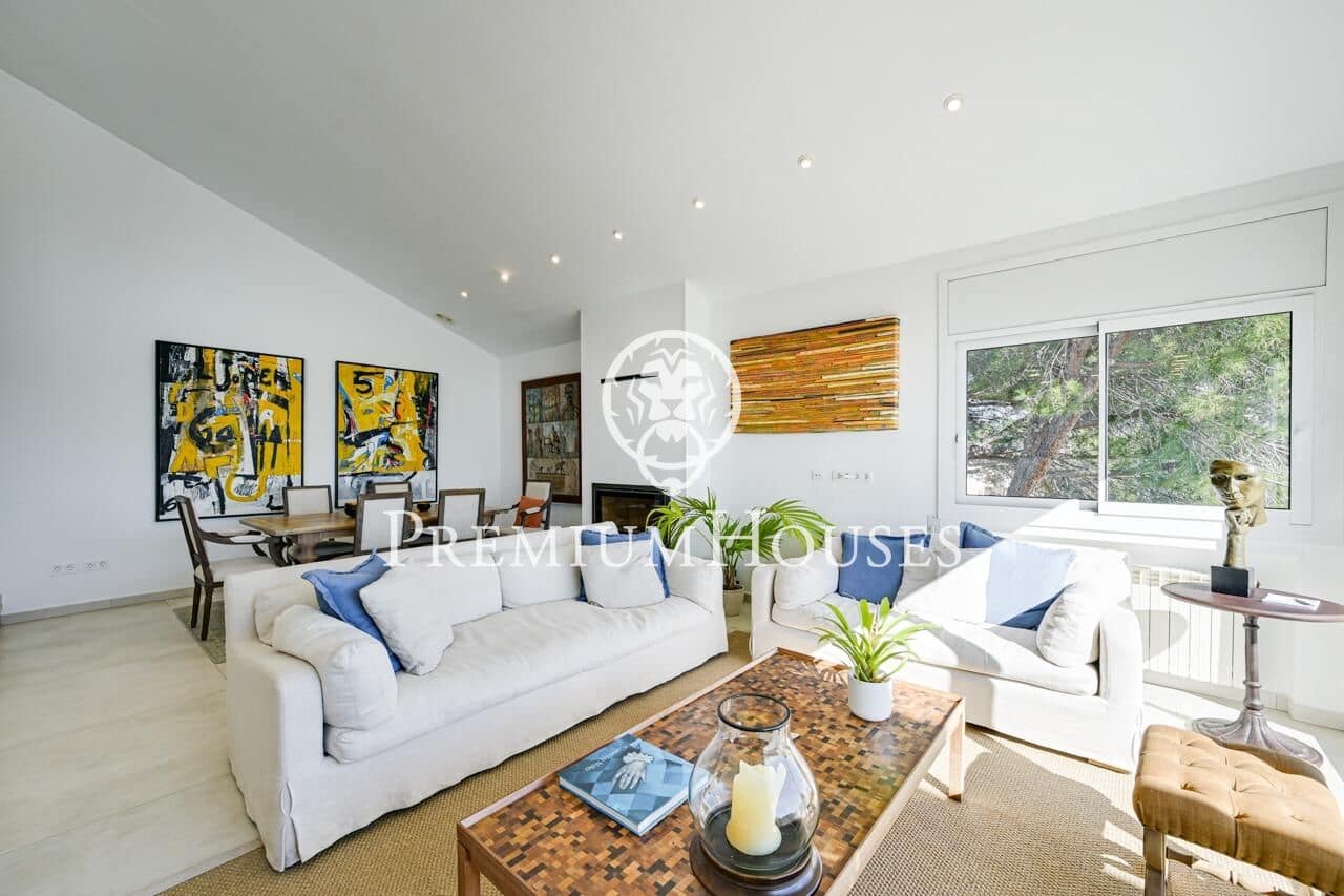 6 bedroom Villa for sale in Canet de Mar with pool garage - € 1,200,000 (Ref: 9599528)