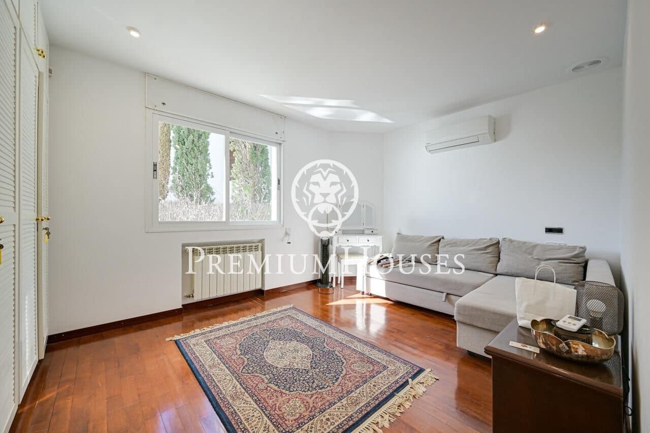 6 bedroom Villa for sale in Canet de Mar with pool garage - € 1,200,000 (Ref: 9599528)