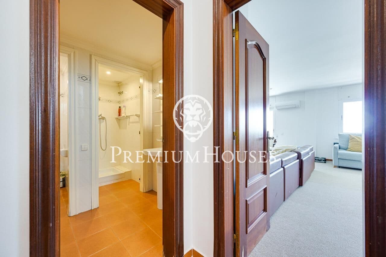 6 bedroom Villa for sale in Canet de Mar with pool garage - € 1,200,000 (Ref: 9599528)