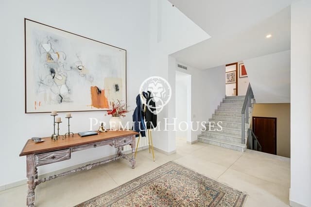 6 soveværelse Villa til salg i Canet de Mar med swimmingpool garage - € 1.200.000 (Ref: 9599528)