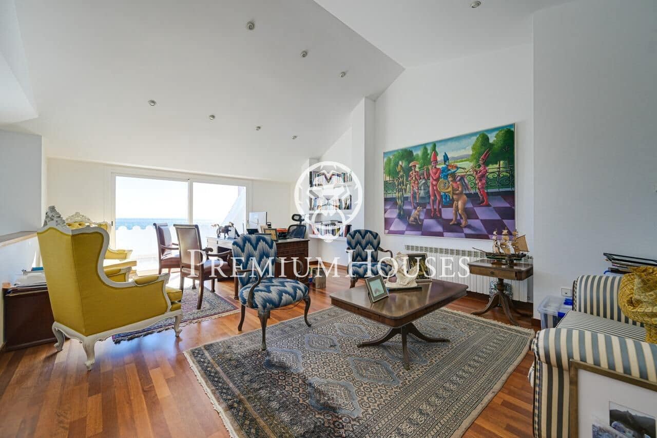 6 bedroom Villa for sale in Canet de Mar with pool garage - € 1,200,000 (Ref: 9599528)