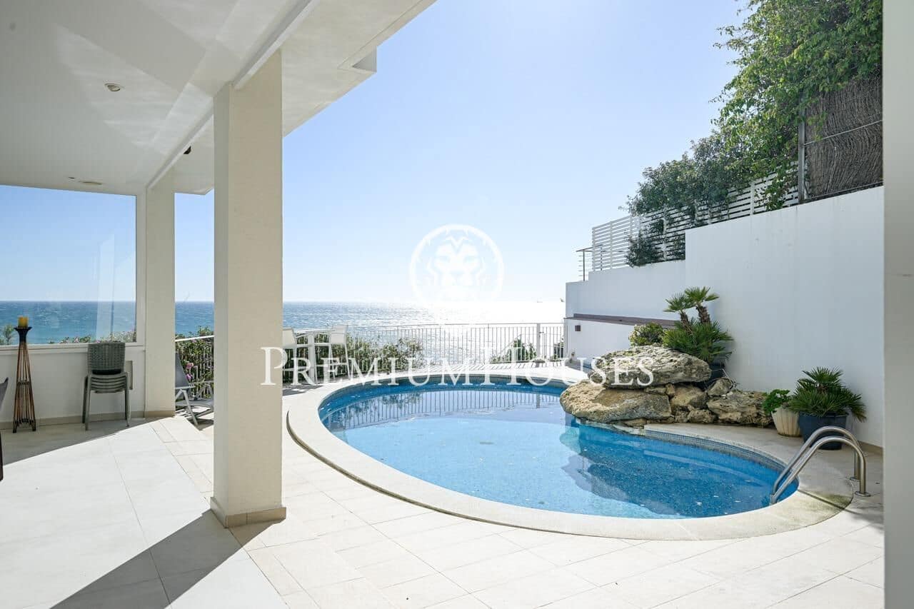 6 bedroom Villa for sale in Canet de Mar with pool garage - € 1,200,000 (Ref: 9599528)