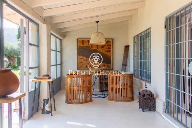 Chalet de 5 habitaciones en Cabrera de Mar en venta con piscina - 2.650.000 € (Ref: 9611529)