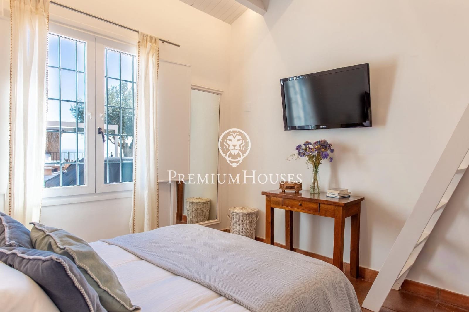 5 soverom Villa til salgs i Cabrera de Mar med svømmebasseng - € 2 650 000 (Ref: 9611529)