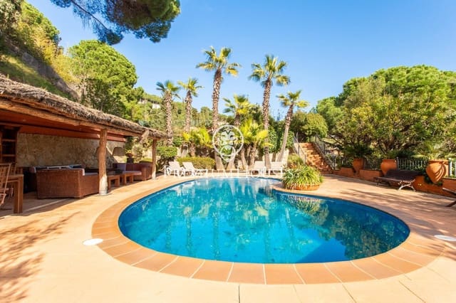 Chalet de 5 habitaciones en Cabrera de Mar en venta con piscina - 2.650.000 € (Ref: 9611529)