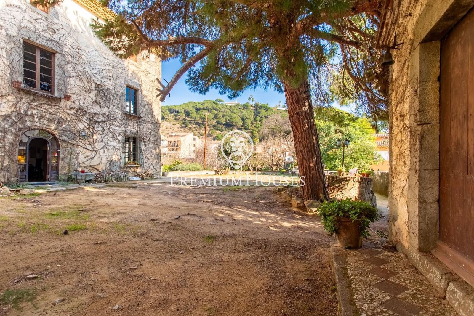 Chalet de 6 habitaciones en Sant Andreu de Llavaneres en venta con piscina - 1.450.000 € (Ref: 9629963)