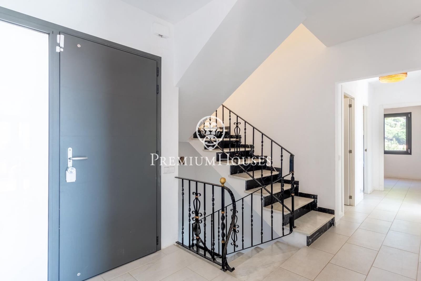 7 makuuhuone Huvila myytävänä paikassa Arenys de Munt mukana uima-altaan - 1 850 000 € (Ref: 9629964)