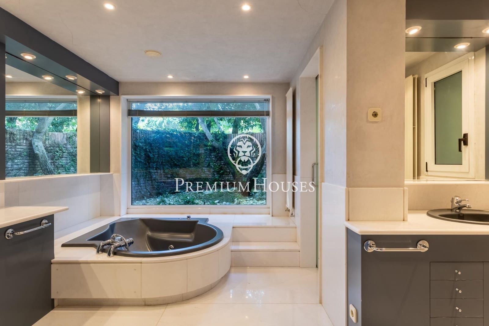 7 camera da letto Villa in vendita in Sant Vicenc de Montalt con piscina garage - 2.500.000 € (Rif: 9645007)