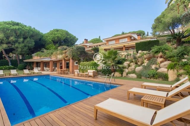 7 Zimmer Villa zu verkaufen in Sant Vicenç de Montalt mit Pool Garage - 2.500.000 € (Ref: 9645007)