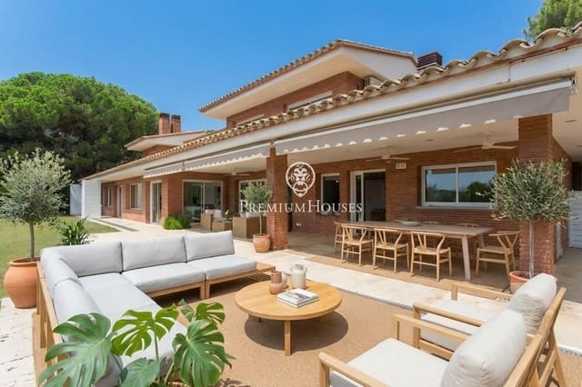 7 Zimmer Villa zu verkaufen in Sant Vicenç de Montalt mit Pool Garage - 2.500.000 € (Ref: 9645007)