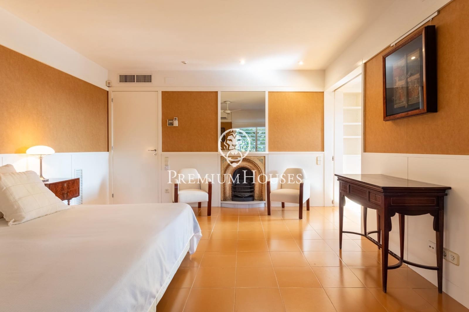 7 sypialnia Willa na sprzedaż w Sant Vicenc de Montalt z basenem garażem - 2 500 000 € (Ref: 9645007)