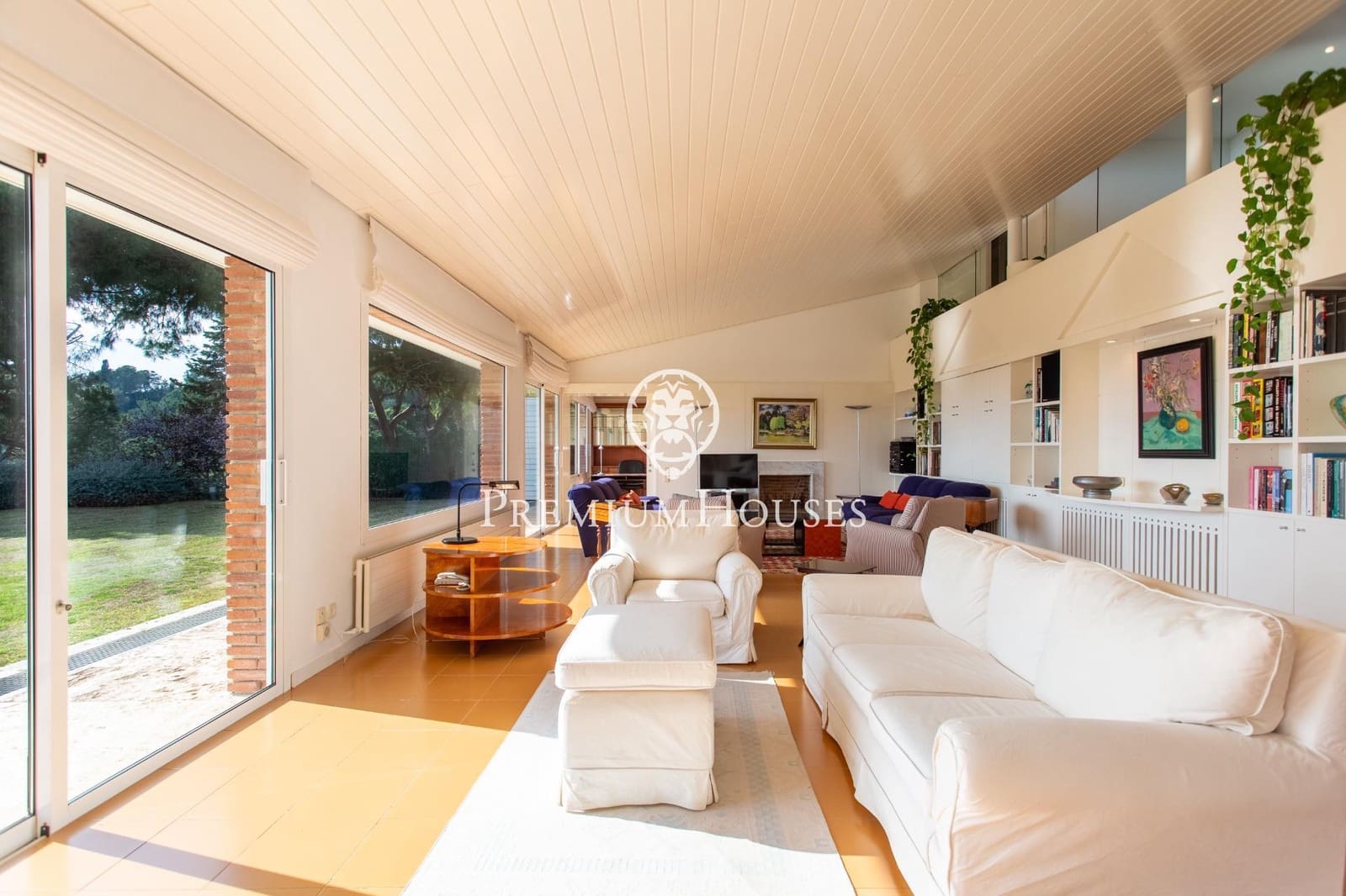 7 sypialnia Willa na sprzedaż w Sant Vicenc de Montalt z basenem garażem - 2 500 000 € (Ref: 9645007)