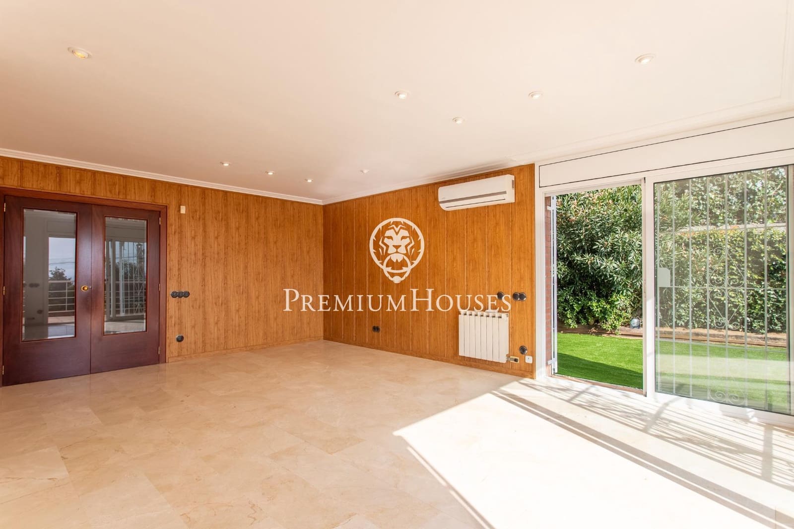 4 bedroom Terraced Villa for rent in Teia with pool garage - € 3,200 (Ref: 9648103)