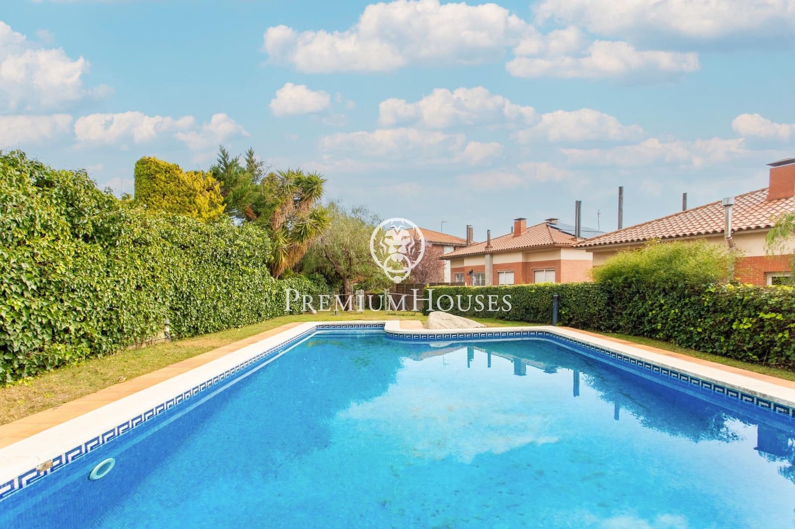 4 bedroom Terraced Villa for rent in Teia with pool garage - € 3,200 (Ref: 9648103)